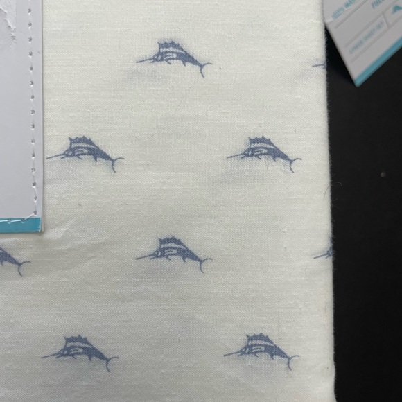 Tommy Bahama Blue and White Marlin Nautical Sheet Set NWT - Picture 4 of 4